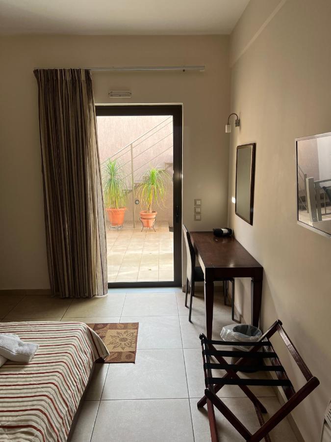 Aenaon Rooms Nafplio Bagian luar foto